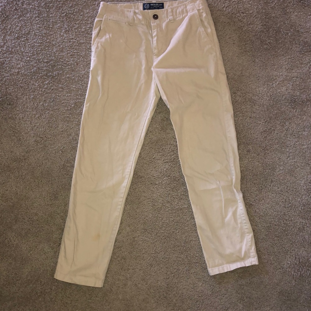American Eagle men’s khakis 30x32